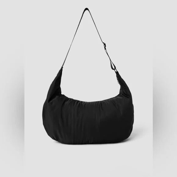 NEW ALO Yoga Om The Go Gym Sling Bag Black - Picture 2 of 6